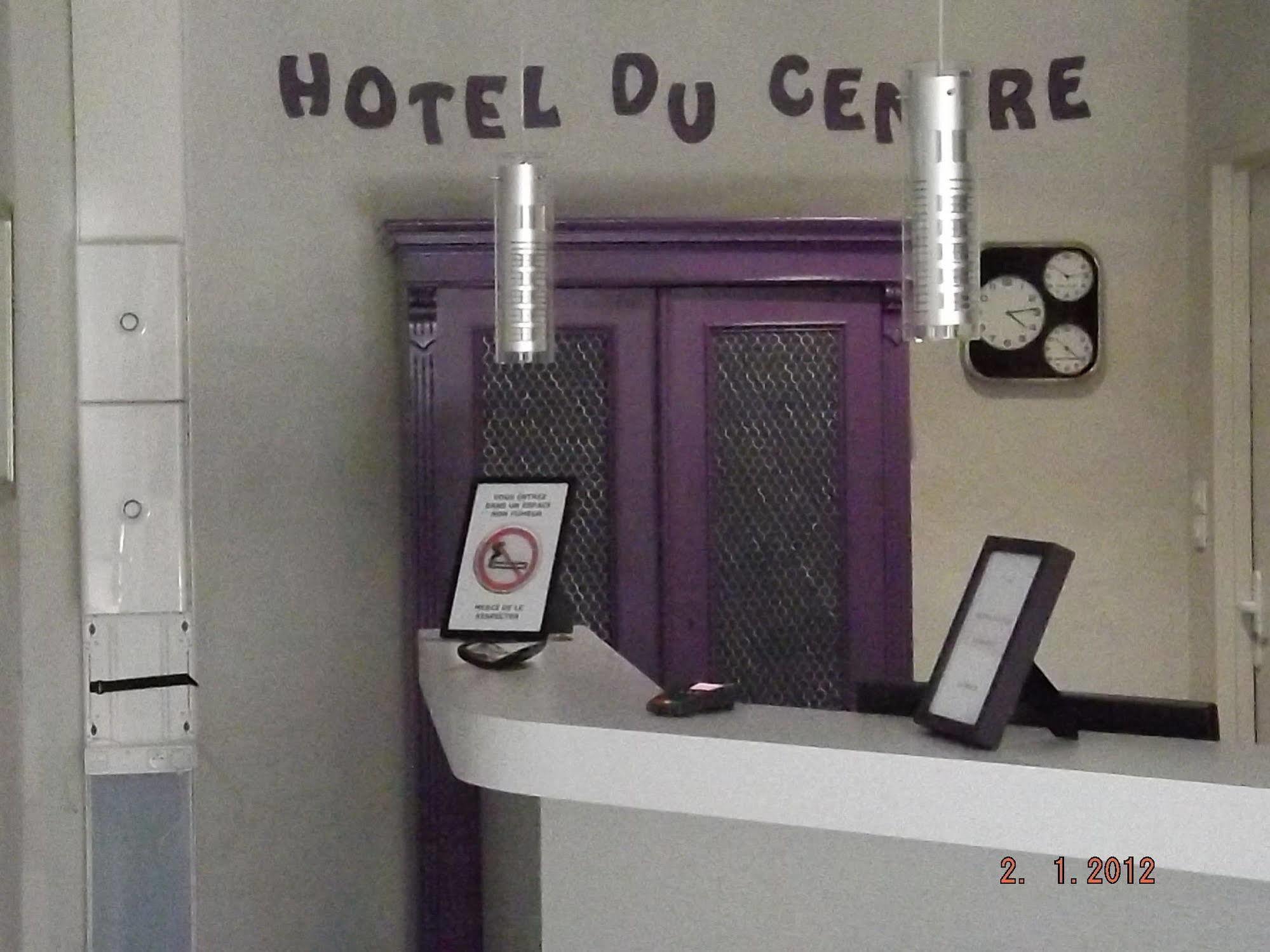Hotel Du Centre Hagondange Eksteriør billede